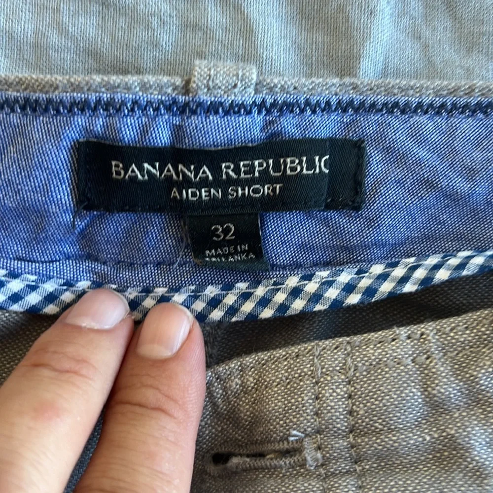 Men’s Banana Republic Grey Linen Shorts